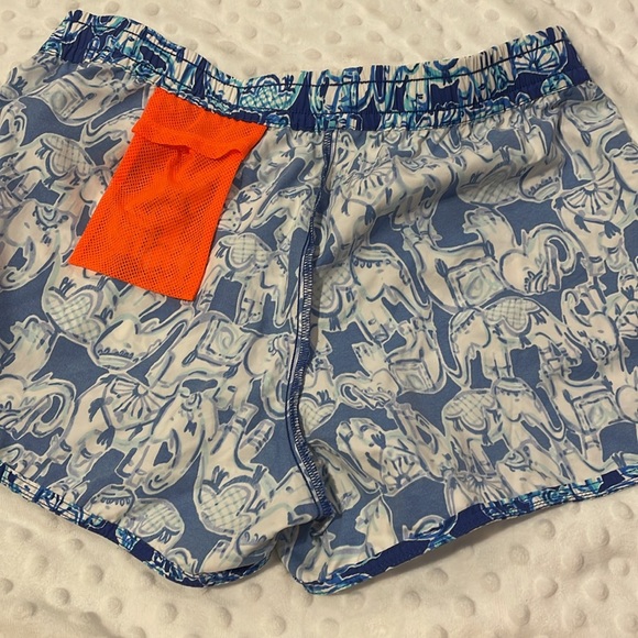 Women’s LILLY PULITZER Blue get Trunky Elephant Shorts - Picture 5 of 8